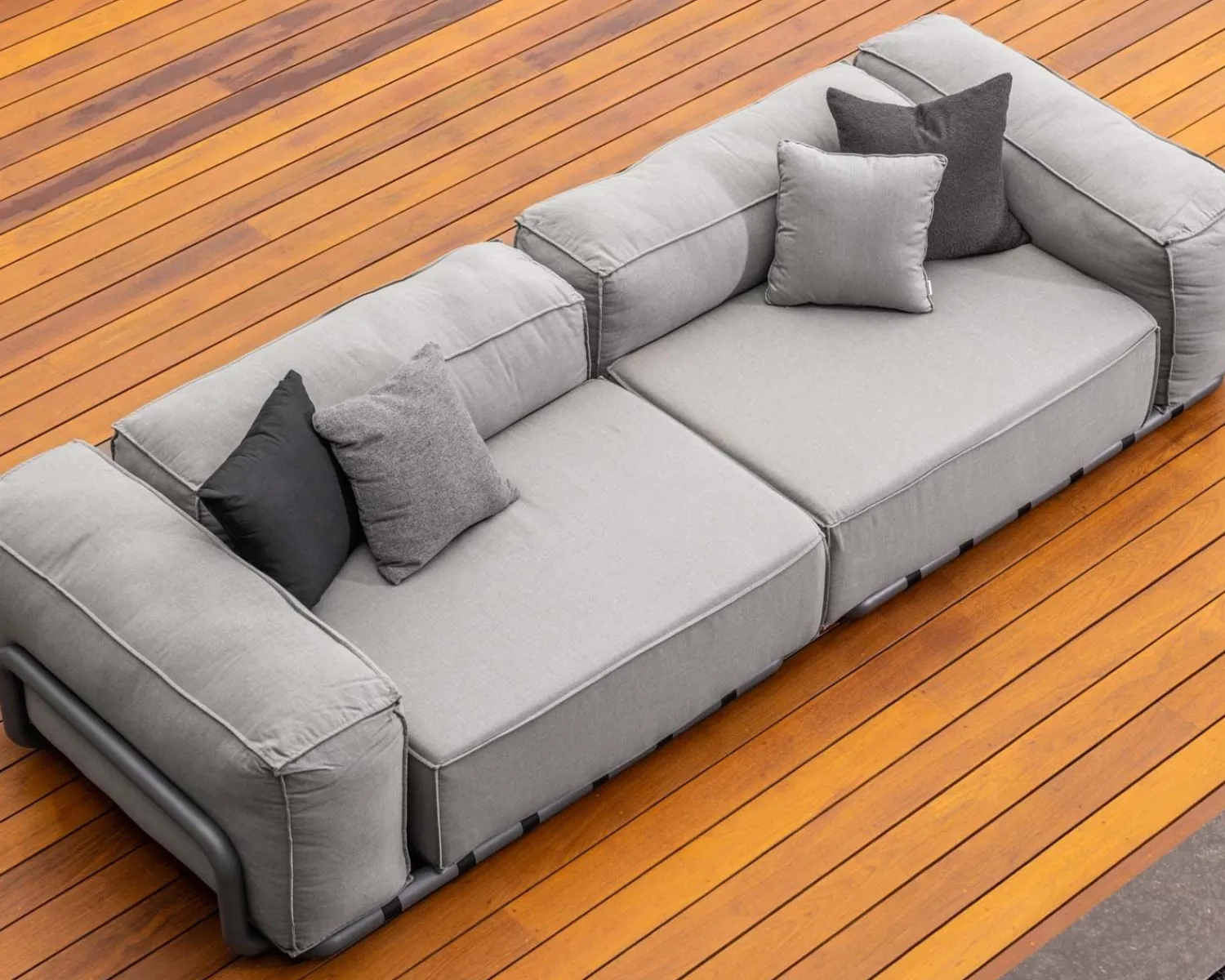 Meuble House Grand canapé de terrasse droit modulaire esprit décontracté tissu gris "Escale" Hot