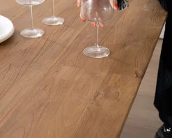Meuble House Grande table de repas en teck recyclé et pieds mikado 