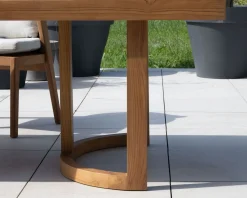 Meuble House Grande table de repas extérieure 240 cm en teck "Orchaise" finition naturelle New