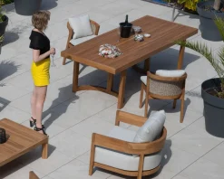 Meuble House Grande table de repas extérieure 240 cm en teck 