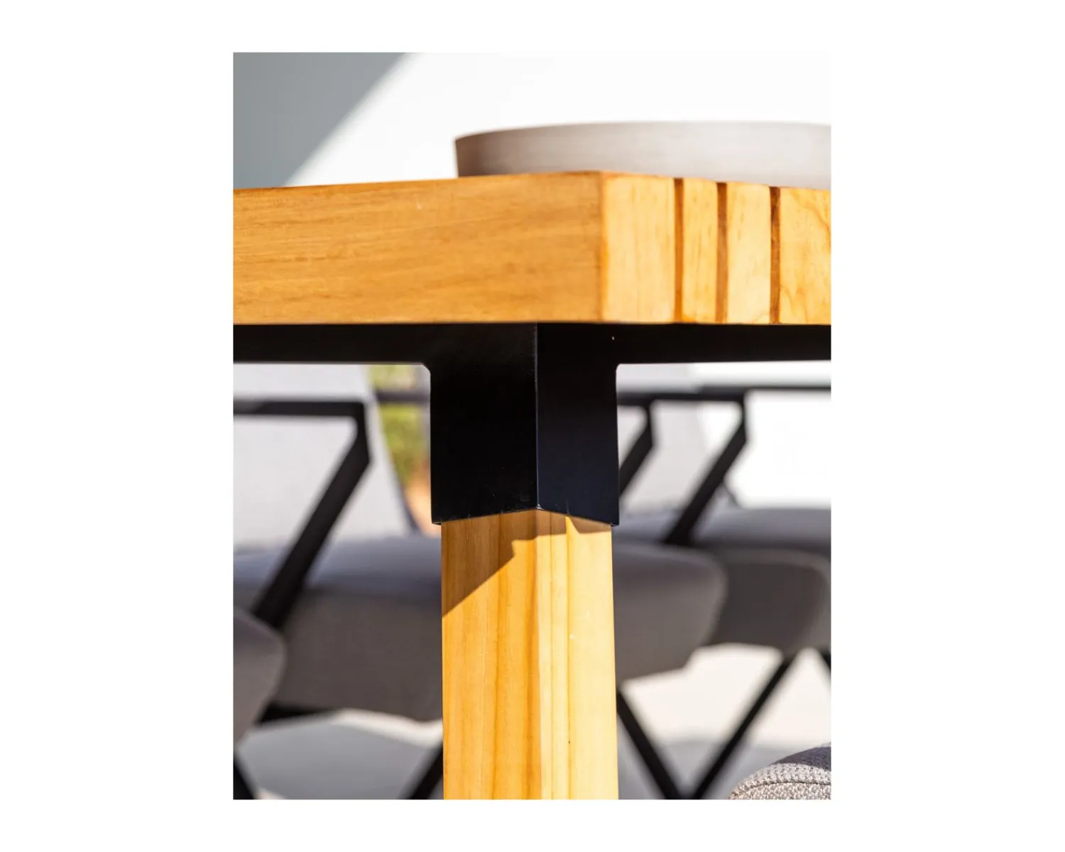 Meuble House Grande table outdoor en teck massif 240 cm "Lombok" Hot