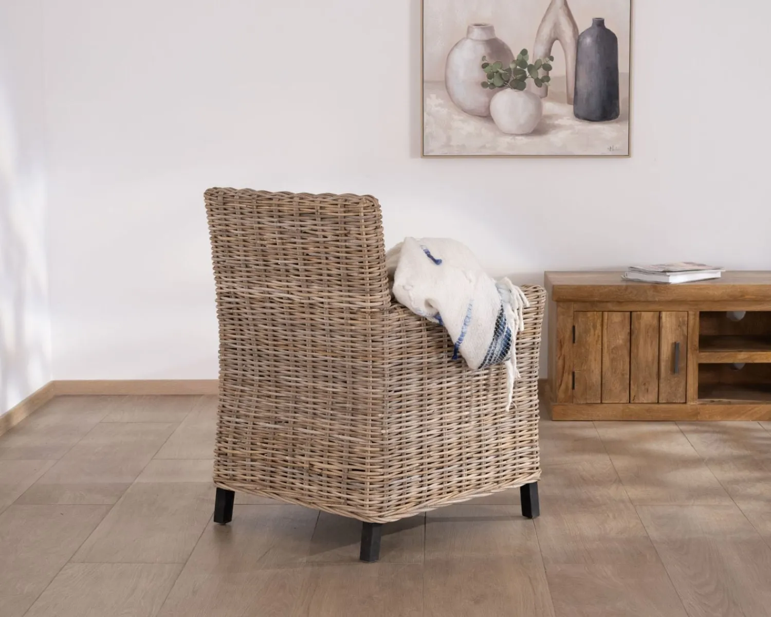 Meuble House Grand fauteuil de jardin confort en kubu grisé et tissu "Balangan Beach"