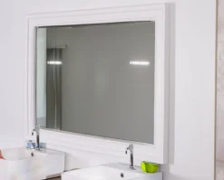 Meuble House Grand miroir rectangulaire 130x90 cm cadre en acacia blanc "Trégastel" Sale