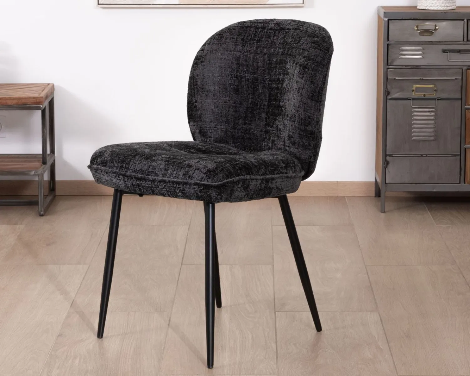 Meuble House Lot de 2 chaises de repas design arrondi en tissu noir et pieds métal "Kinsac" Best