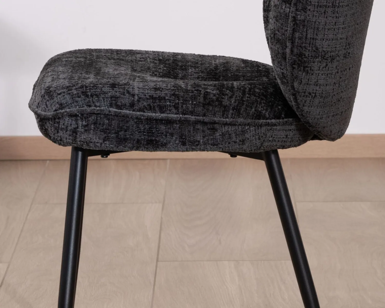 Meuble House Lot de 2 chaises de repas design arrondi en tissu noir et pieds métal "Kinsac" Best