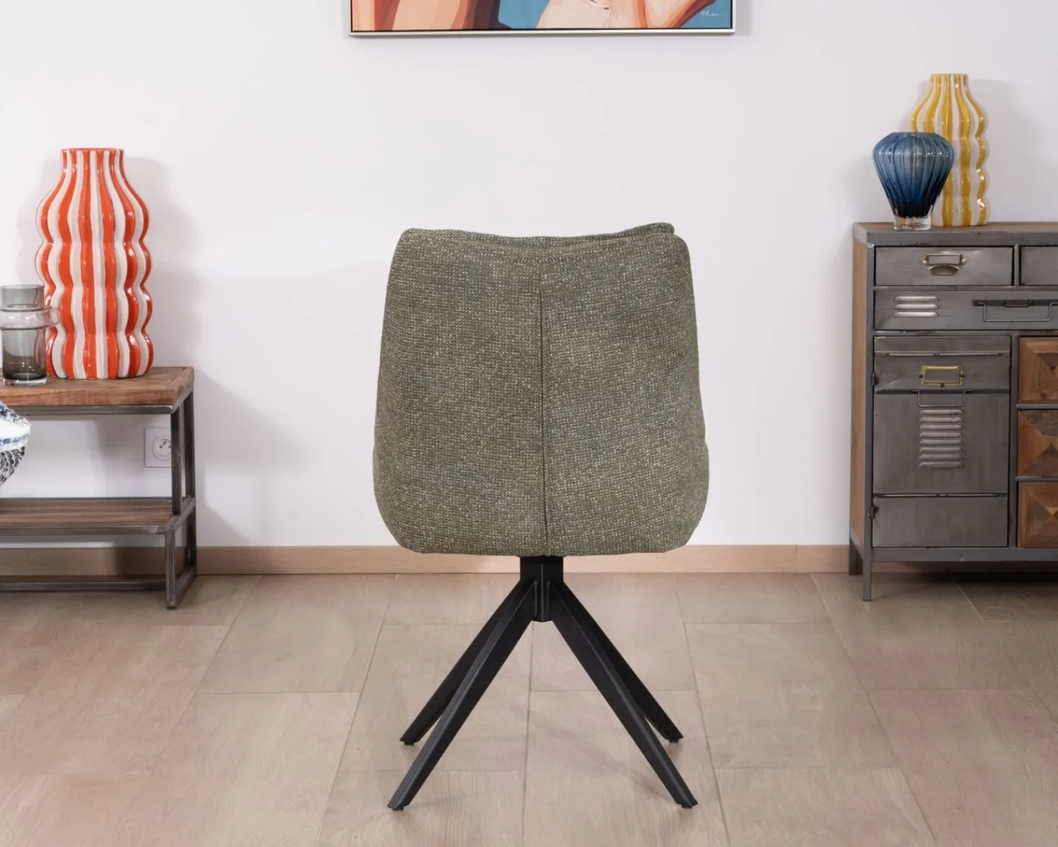 Meuble House Lot de 2 chaises de repas design contemporain en tissu vert "Webber" pied pivotant en métal noir Best