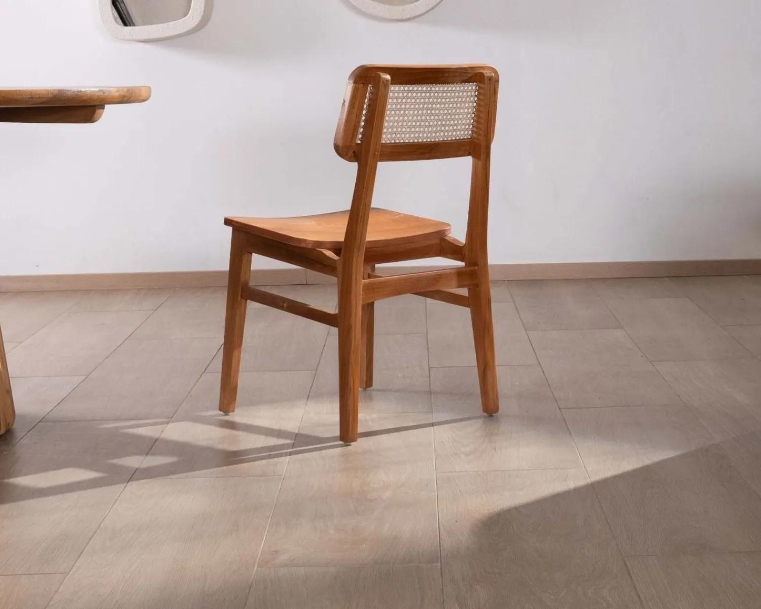 Meuble House Lot de 2 chaises de repas en teck avec dossier en cannage "Natsu" Sale