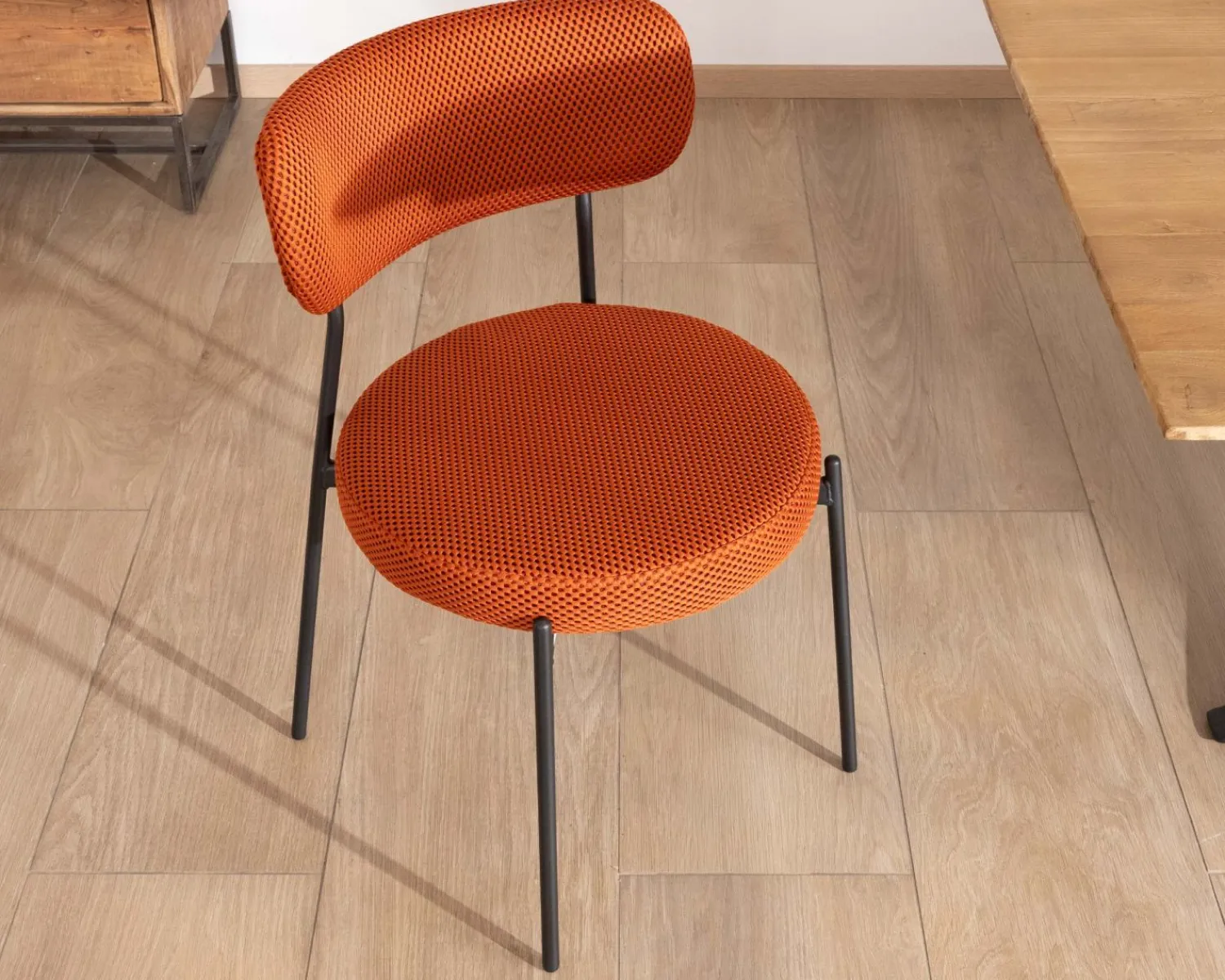 Meuble House Lot de 2 chaises de repas en tissu terracotta et pieds métal style rétro "Lato" Hot