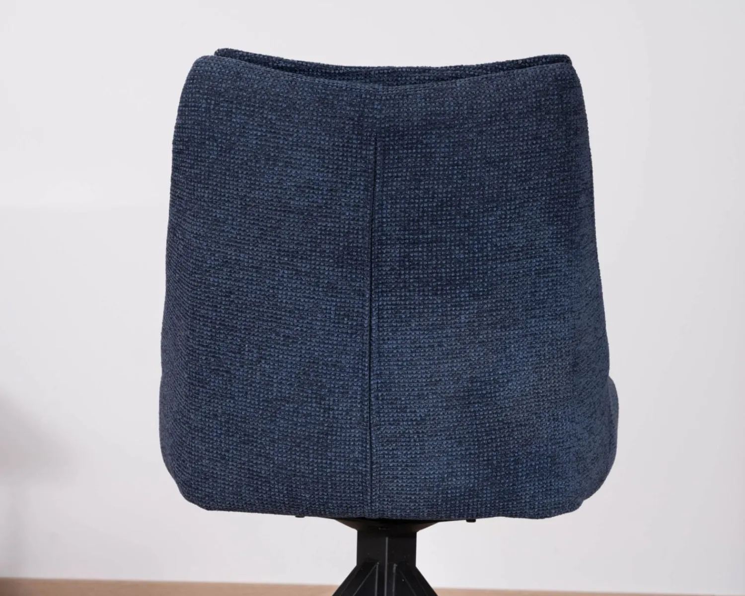Meuble House Lot de 2 chaises de repas en tissu bleu nuit "Webber" assise design et pied 4 branches pivotant en métal Clearance