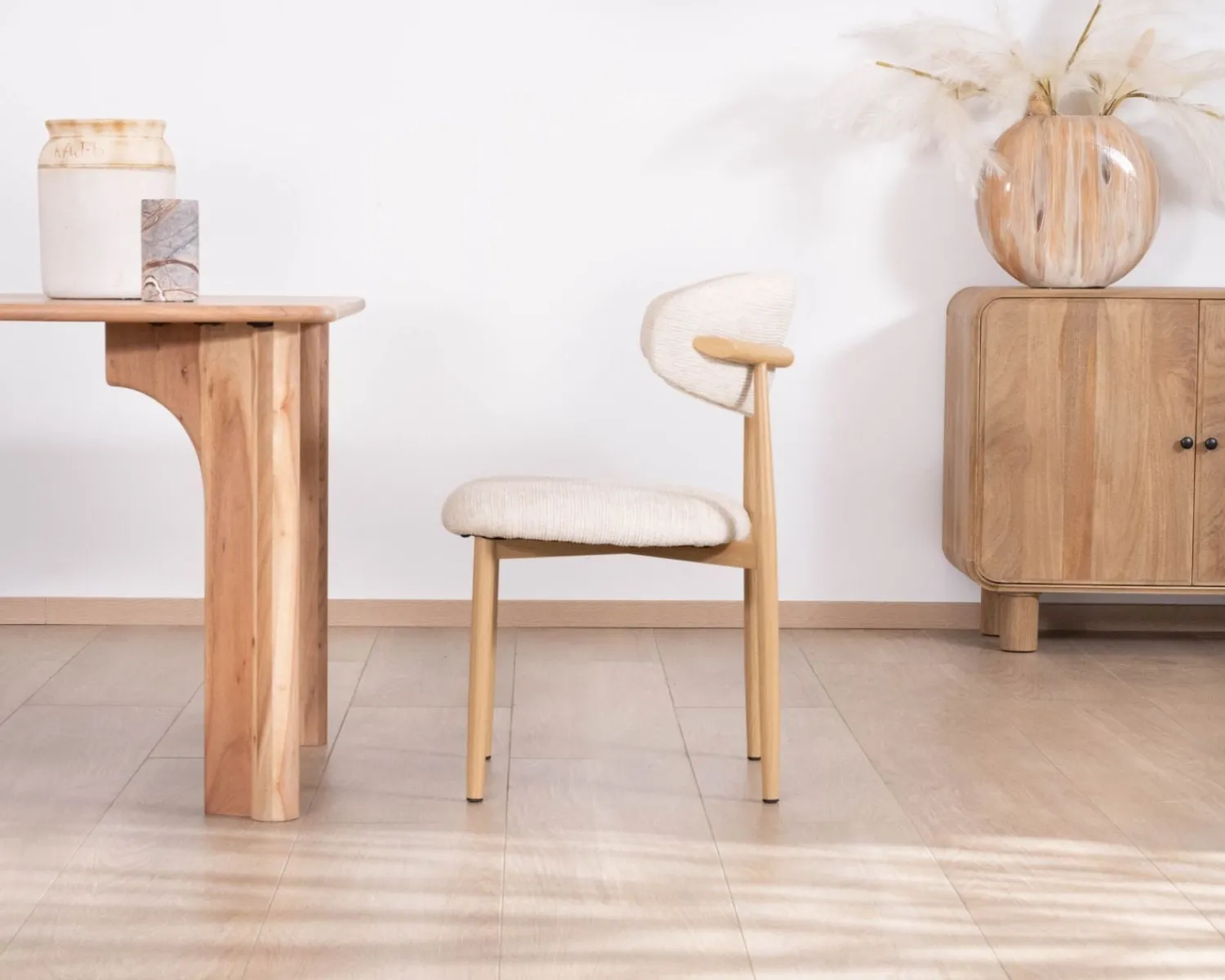 Meuble House Lot de 2 chaises de repas scandinaves en tissu tramé blanc cassé "Arpège" pieds métal aspect bois clair Sale