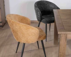 Meuble House Lot de 2 chaises enveloppantes en tissu jaune et pieds métal noirs 