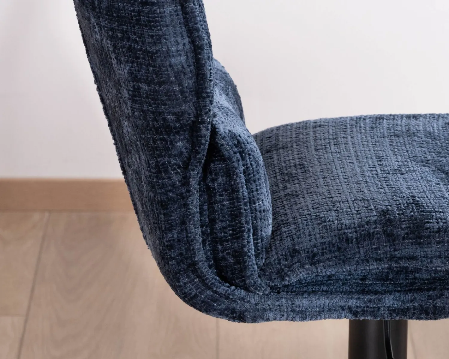 Meuble House Lot de 2 chaises hautes matelassées réglables en hauteur "Topley" tissu coloris bleu nuit Sale