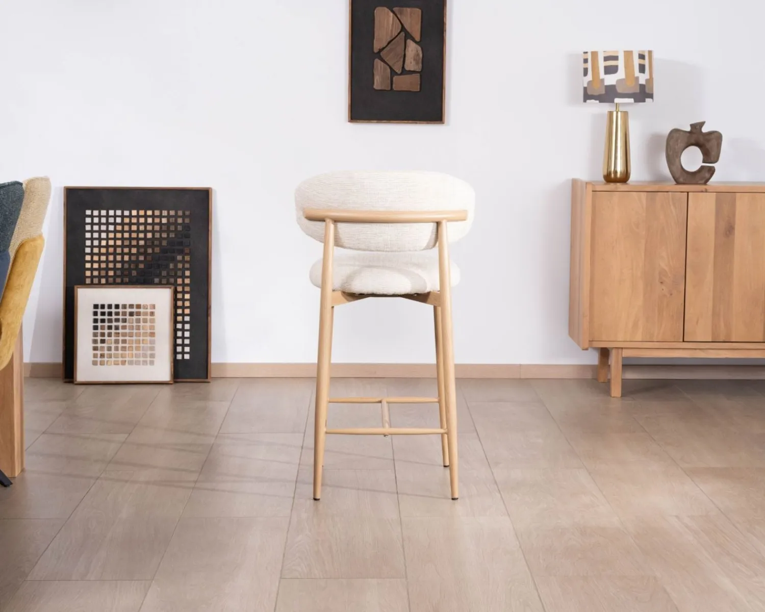Meuble House Lot de 2 chaises mi-hauteur style scandinave en tissu blanc cassé "Arpège" pieds métal aspect bois clair Hot