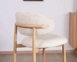 Meuble House Lot de 2 chaises mi-hauteur style scandinave en tissu blanc cassé