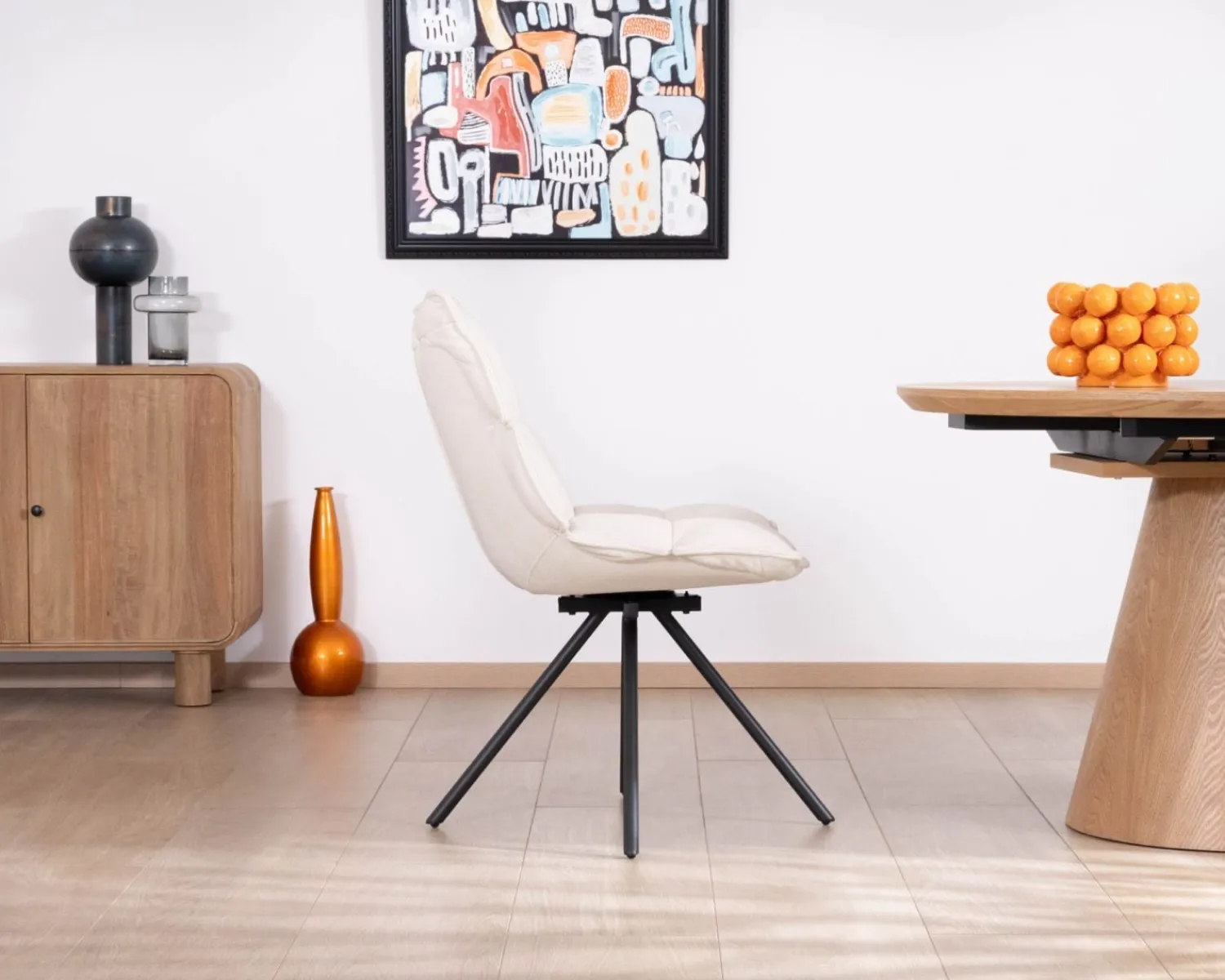Meuble House Lot de 2 chaises pivotantes 360° "Cassidy" design et matelassées en tissu blanc cassé Sale