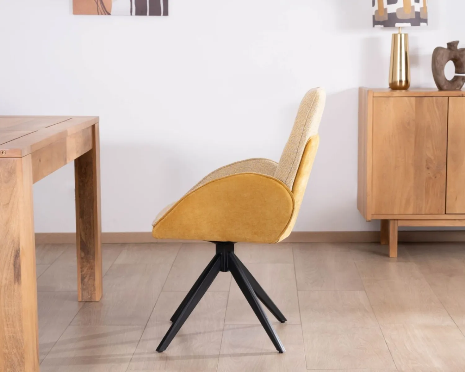 Meuble House Lot de 2 chaises pivotantes en tissu bi matières jaune "Eddy" avec pieds métal Outlet
