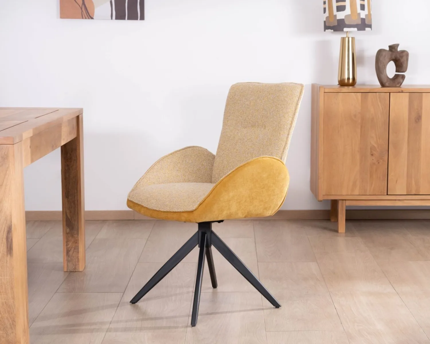 Meuble House Lot de 2 chaises pivotantes en tissu bi matières jaune "Eddy" avec pieds métal Outlet