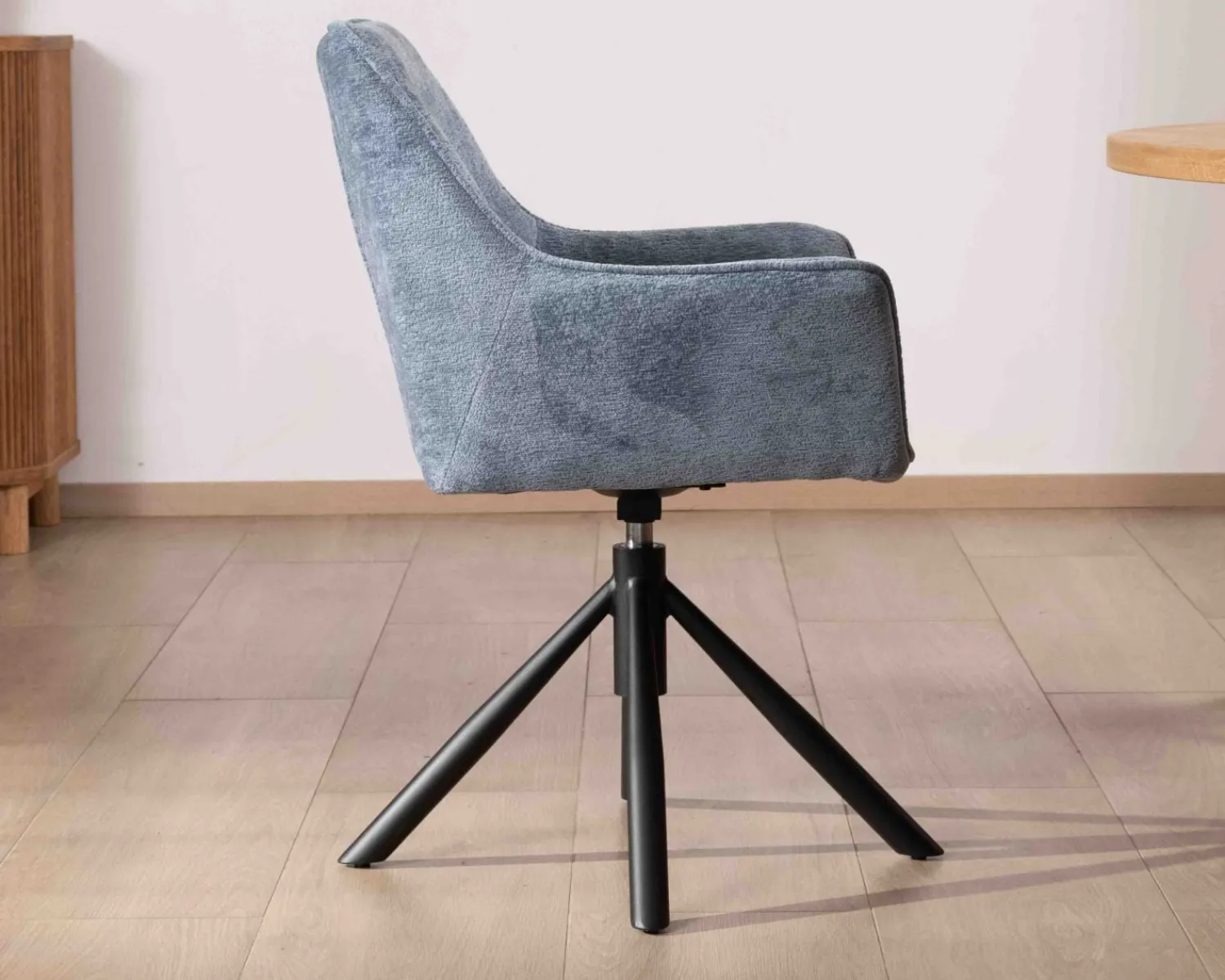Meuble House Lot de 2 chaises tournantes en tissu bleu et pieds métal "Ewing" Outlet