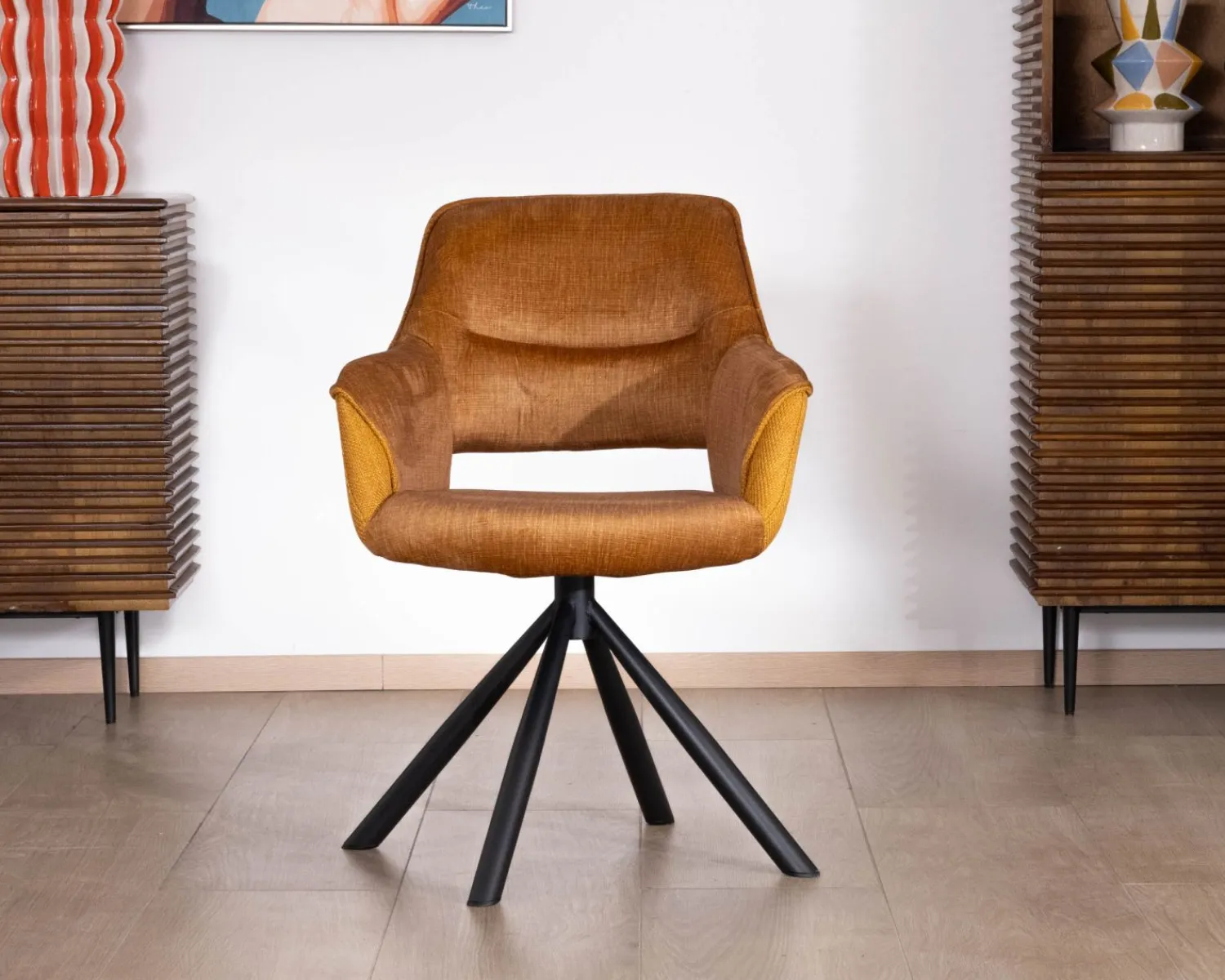 Meuble House Lot de 2 fauteuils de repas pivotants et enveloppants en tissu bi texturé jaune moutarde "Chilko"
