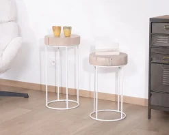 Meuble House Lot de 2 tables d'appoint rondes blanchies en bois et métal "Nervure"