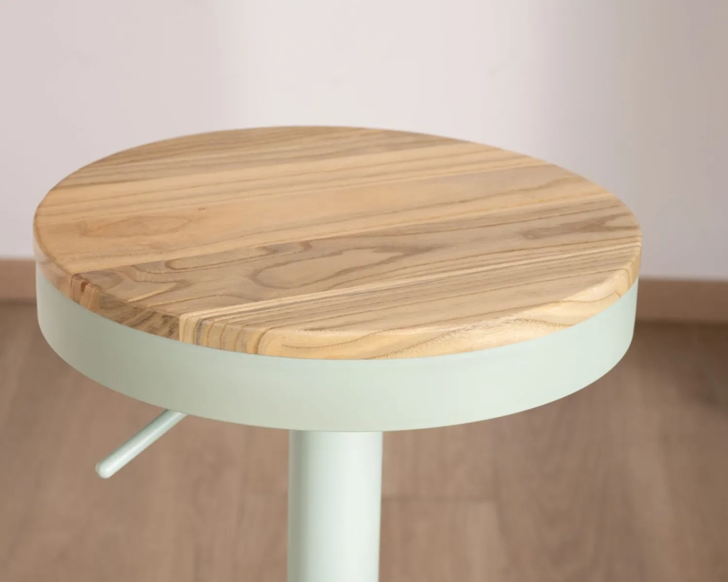 Meuble House Lot de 2 tabourets réglables avec assise bois "Juo" en métal vert acidulé Online