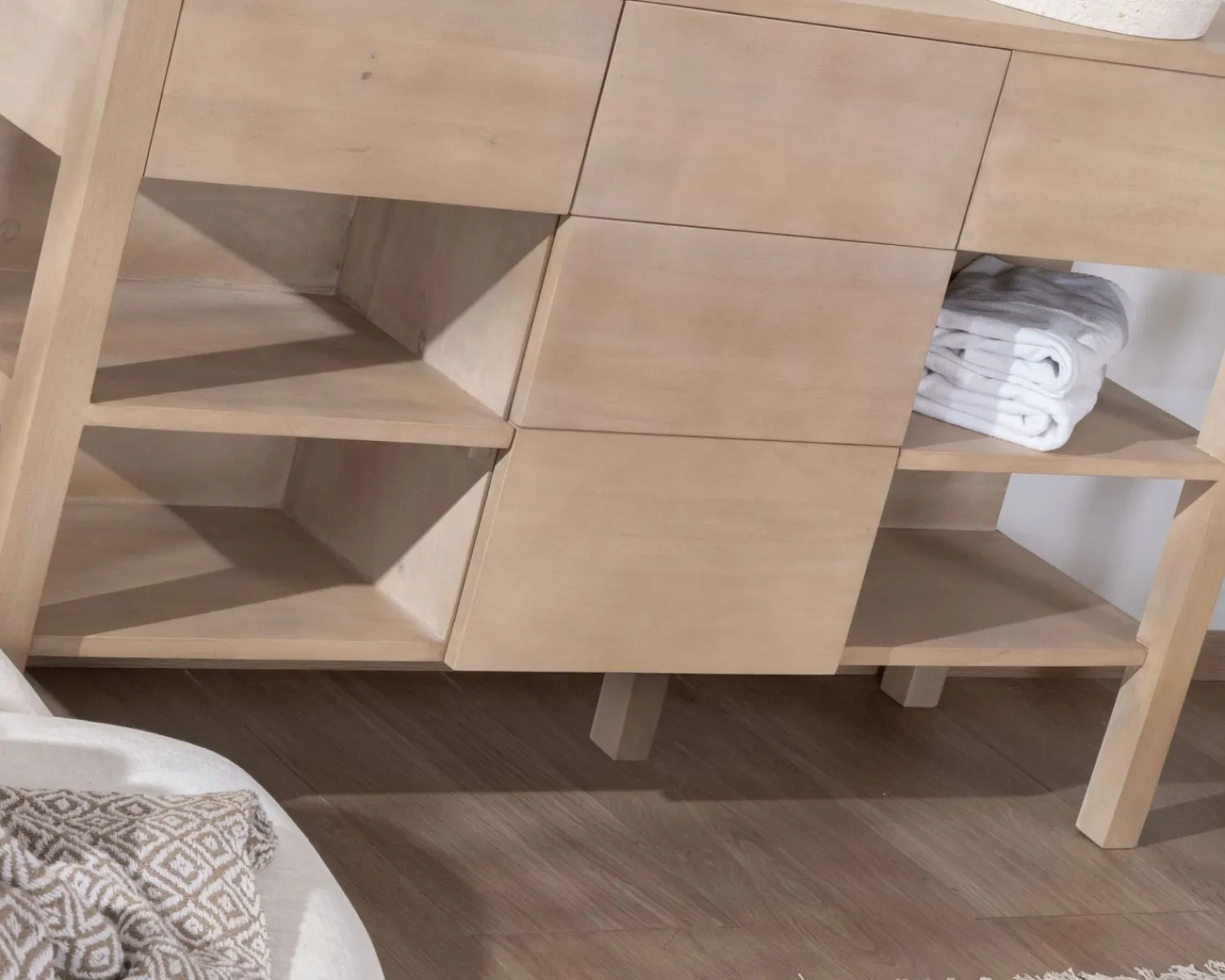 Meuble House Meuble de salle de bain double en manguier blanchi 140 cm avec niches et tiroirs "Kahiko" Outlet