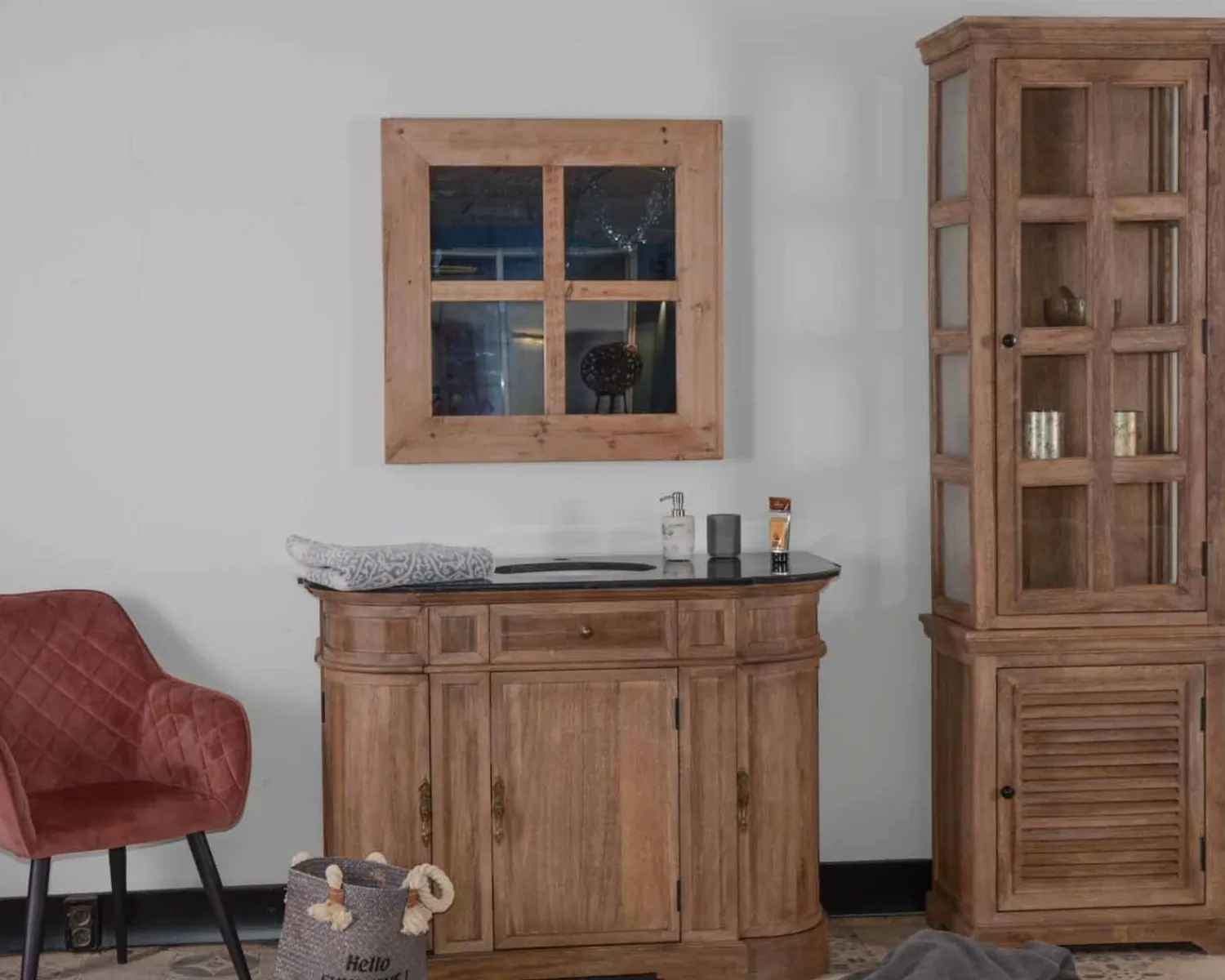 Meuble House Meuble salle de bain pierre 1 vasque bois massif arrondi "Églantine" Outlet