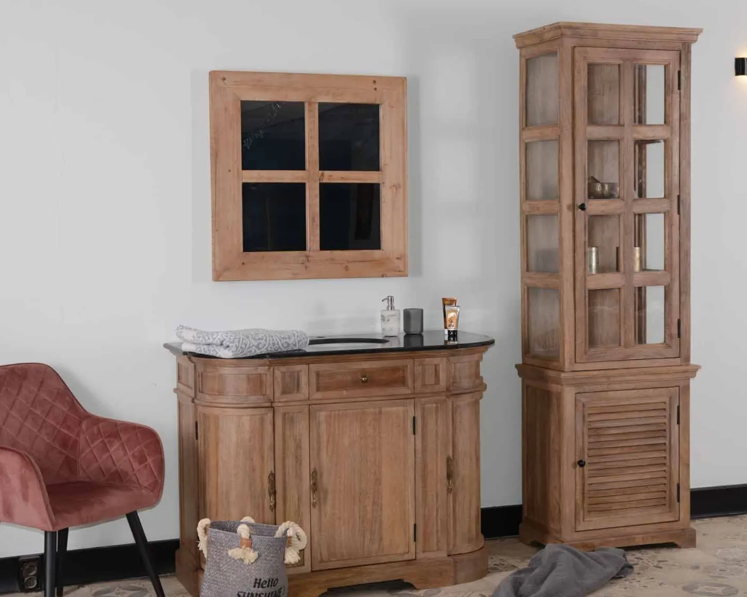 Meuble House Meuble salle de bain pierre 1 vasque bois massif arrondi "Églantine" Outlet