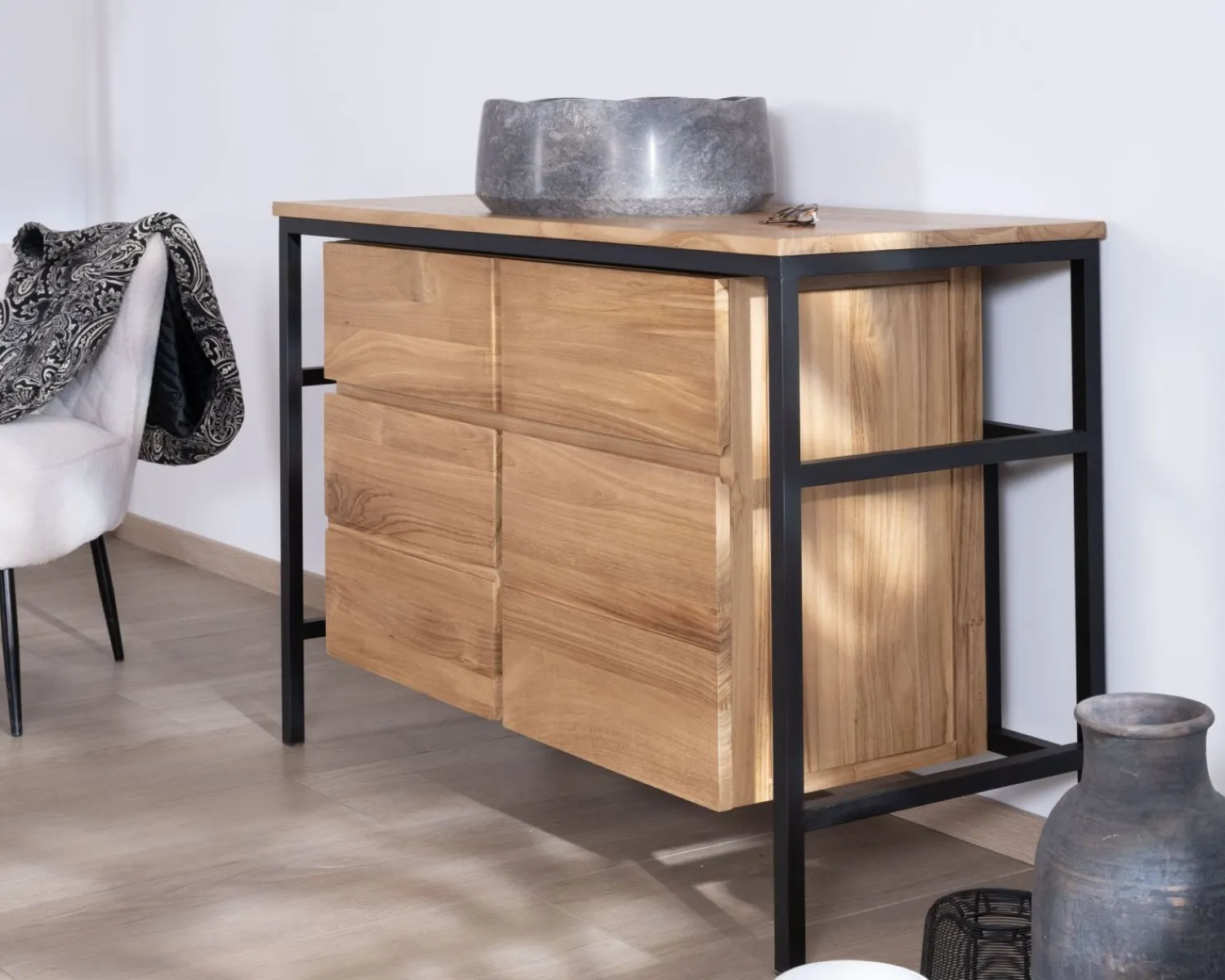 Meuble House Meuble sous vasque contemporain en teck 120 cm "Wavy" piètement design en métal New