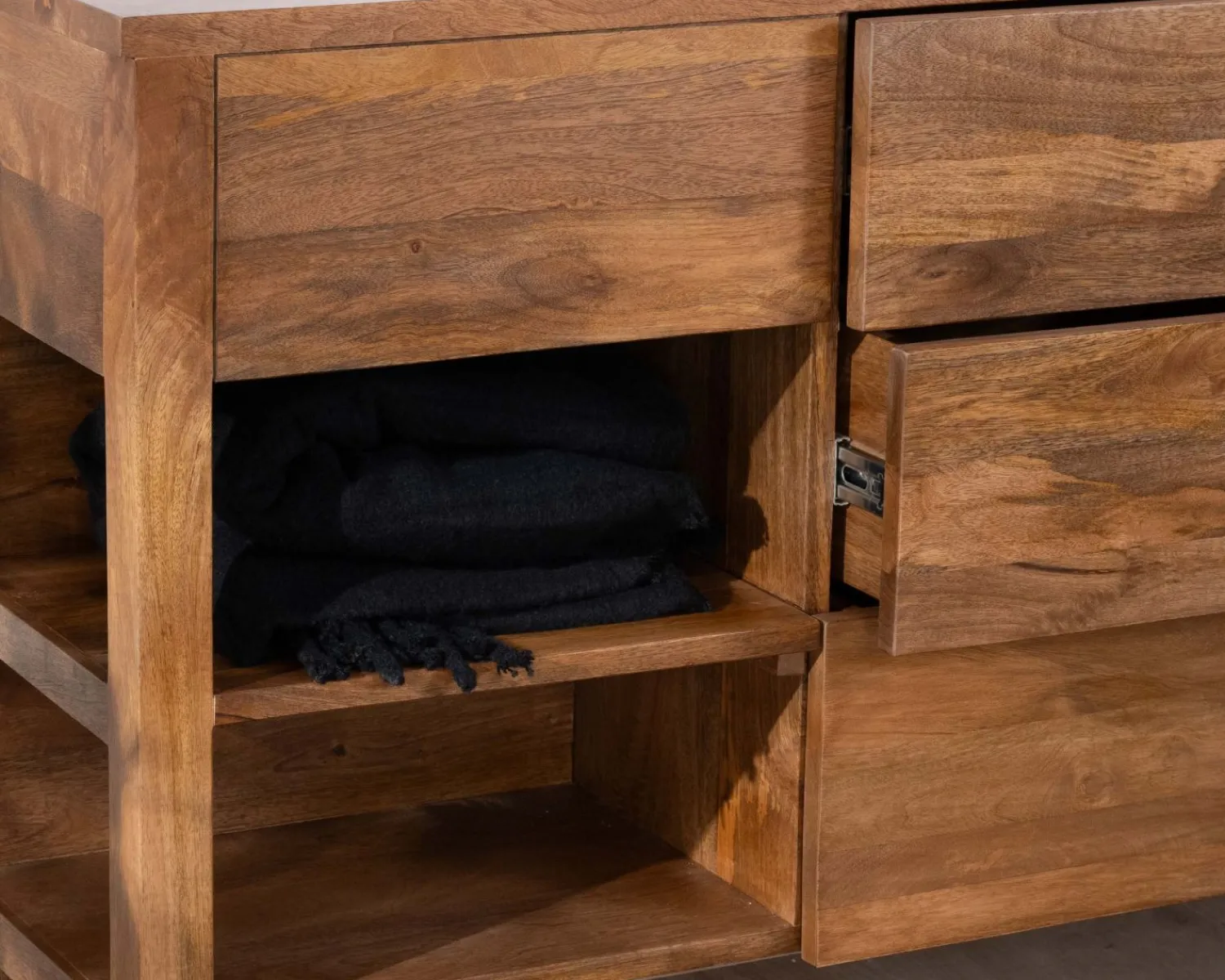 Meuble House Meuble sous vasque en manguier foncé 120 cm avec niches et tiroirs "Kahiko" Hot