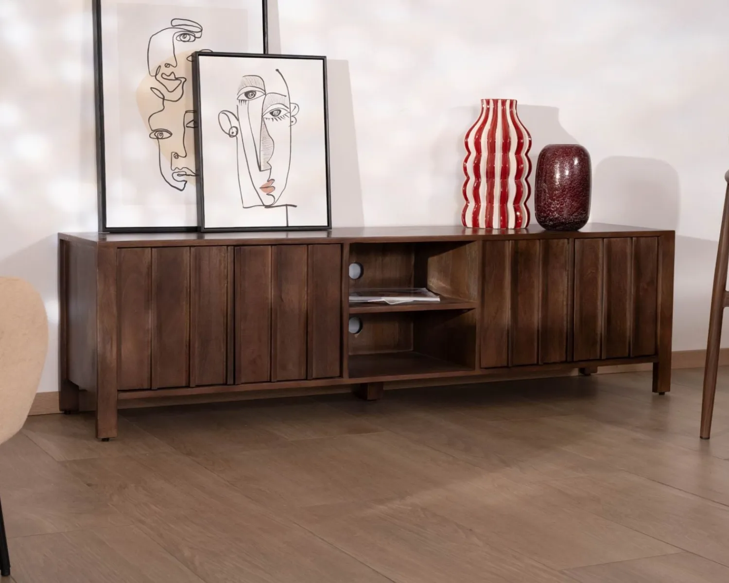 Meuble House Meuble TV bas esprit zen en manguier massif teinte noyer 180 cm « Sicora » Online
