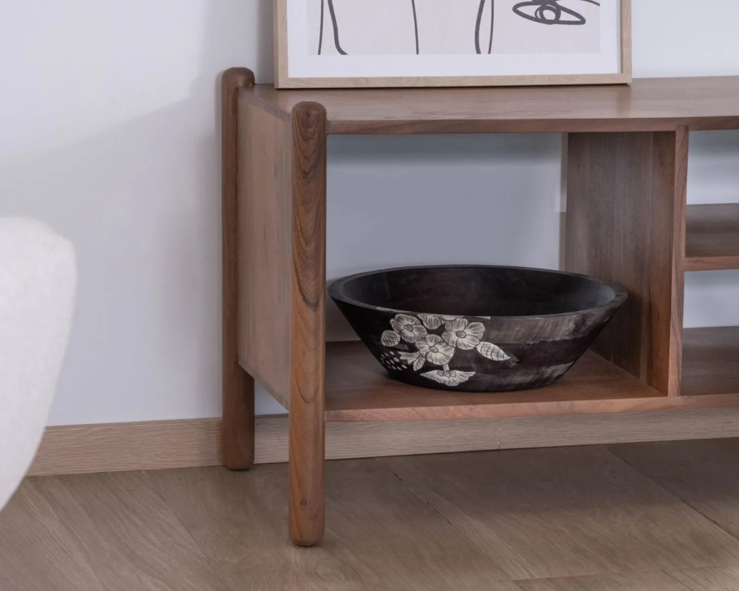 Meuble House Meuble TV esprit japandi "Yona" en acacia massif 130 cm
