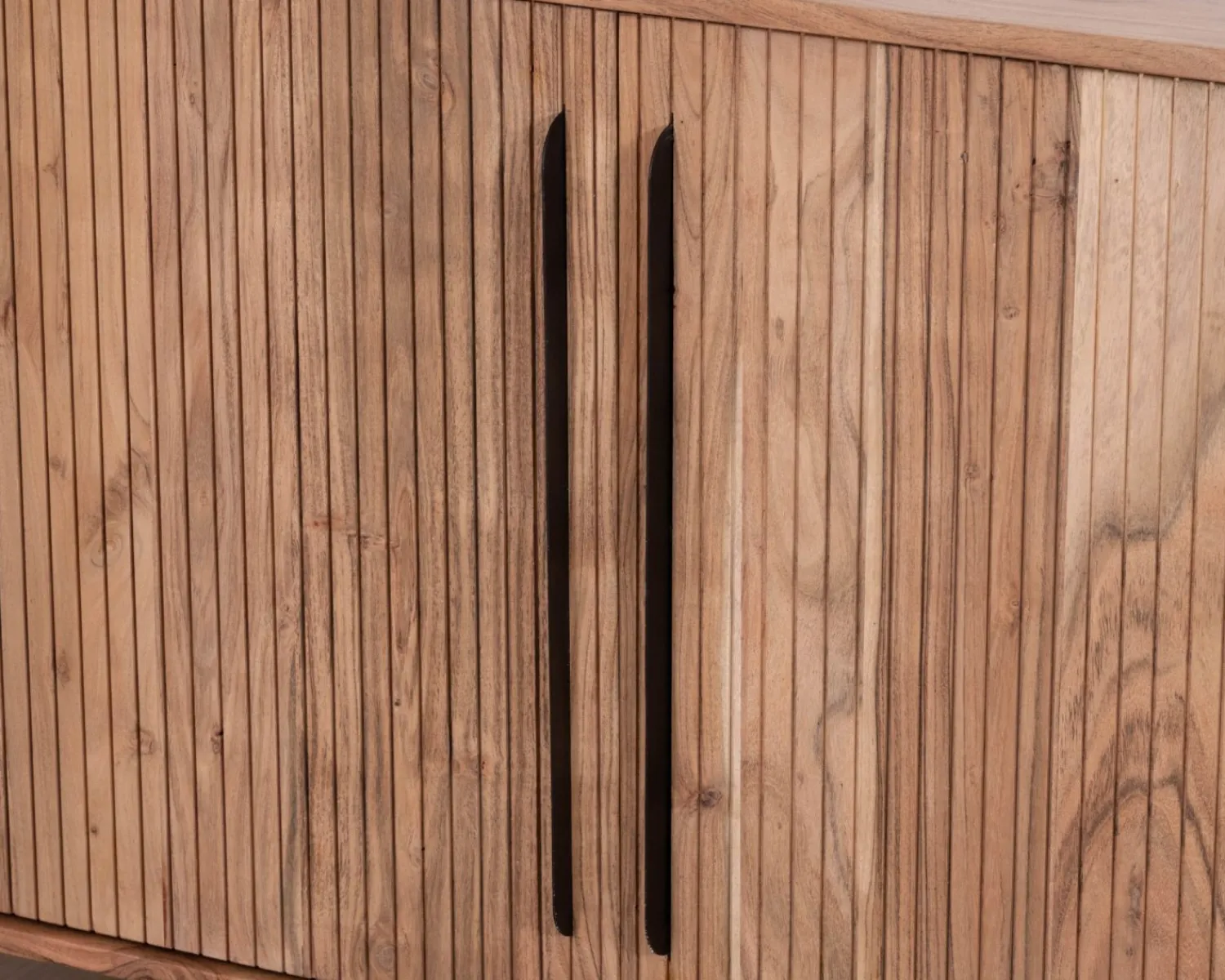 Meuble House Petit buffet 145 cm en acacia esprit rétro "Bopee" Outlet