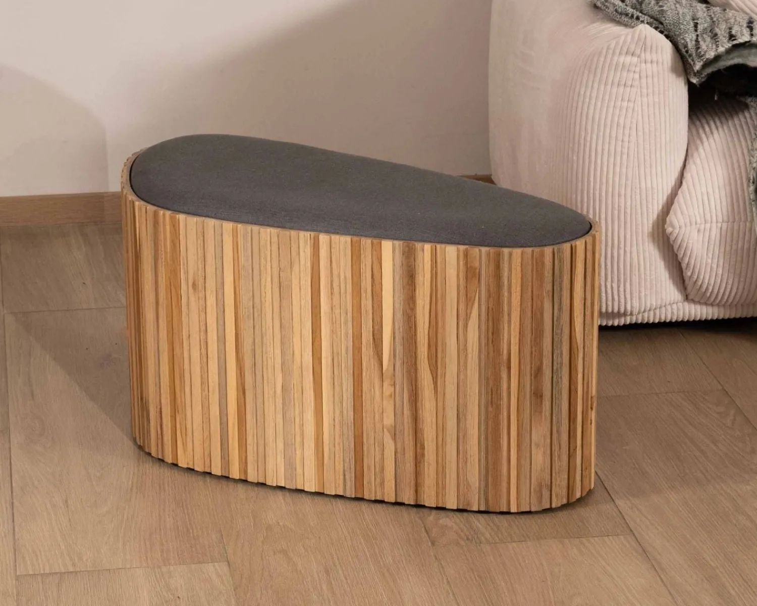 Meuble House Petite banquette en bois de teck recyclé et tissu gris "Foster" Hot