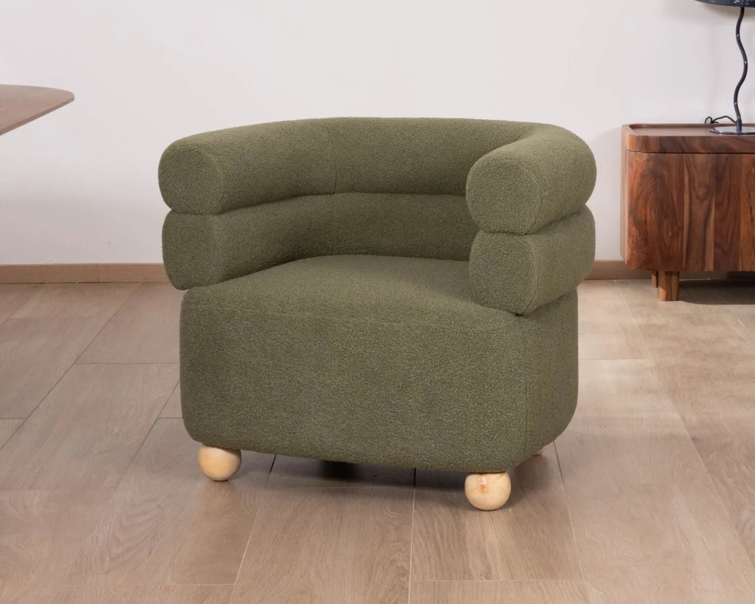 Meuble House Petite chauffeuse style retro "Wala" en tissu vert kaki Clearance