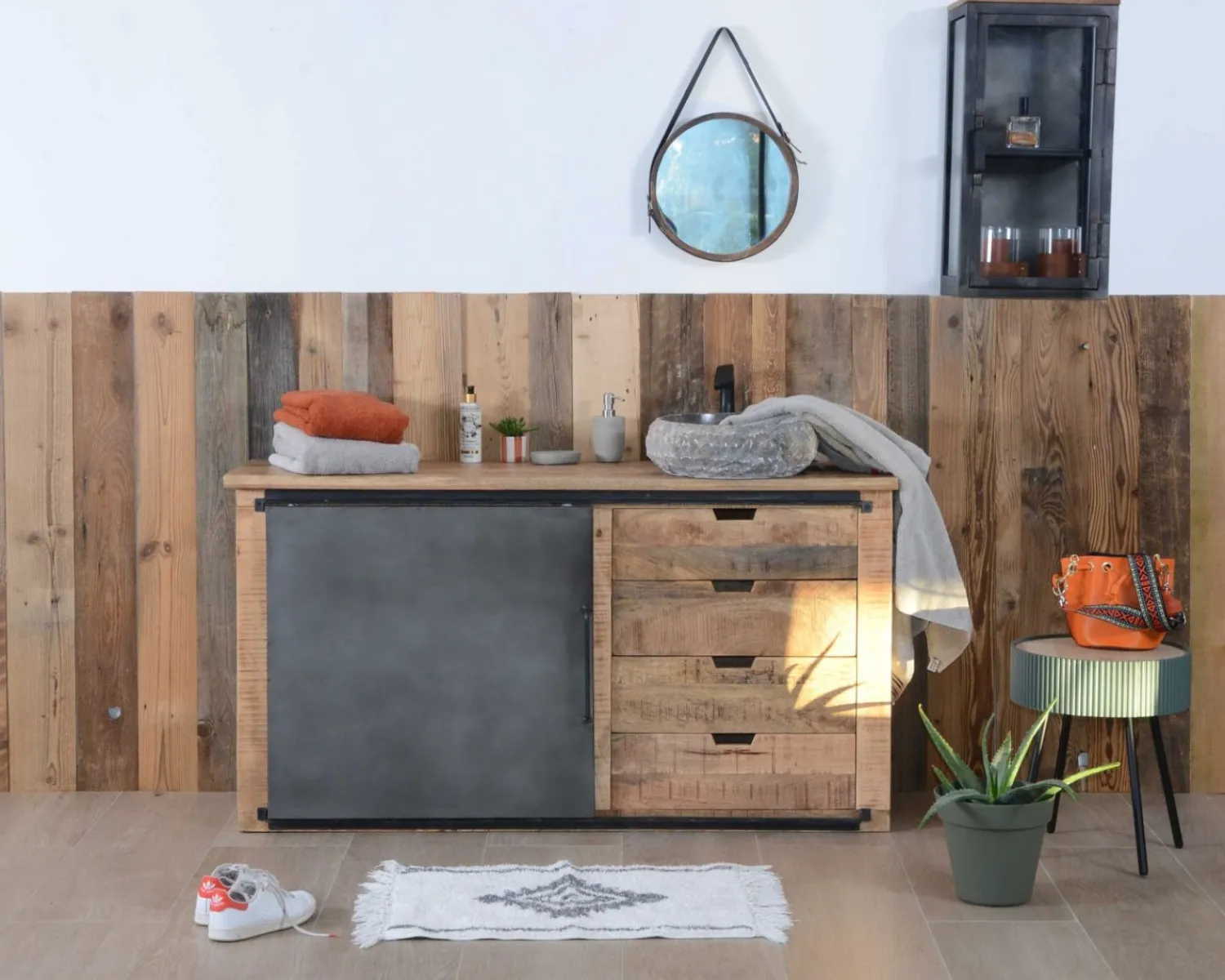 Meuble House Petite vitrine murale style industriel métal, bois massif, verre "Black Cook" Best