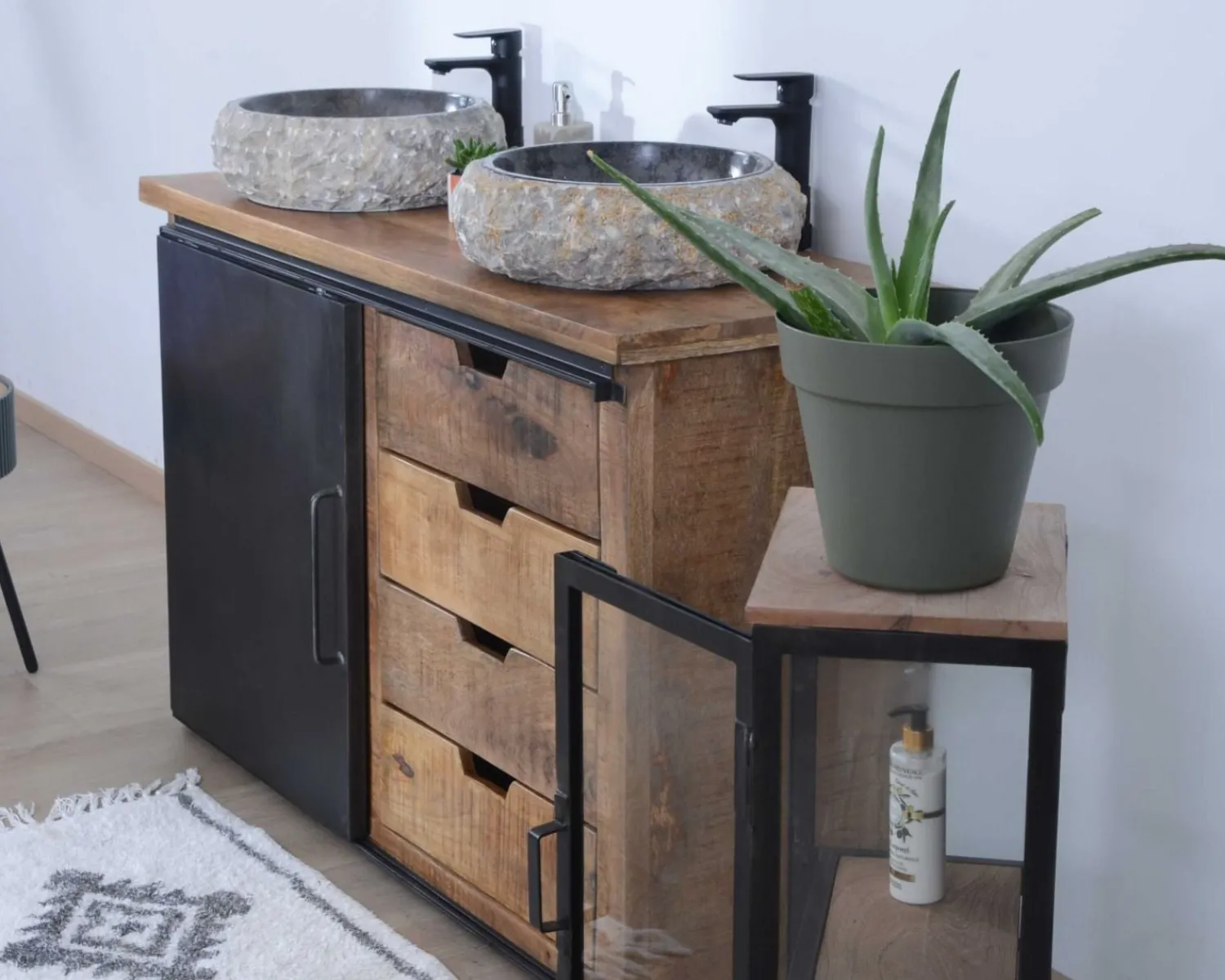 Meuble House Petite vitrine murale style industriel métal, bois massif, verre "Black Cook" Best