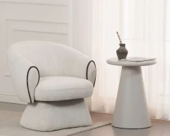 Meuble House Petit fauteuil lounge en tissu bouclette blanc cassé