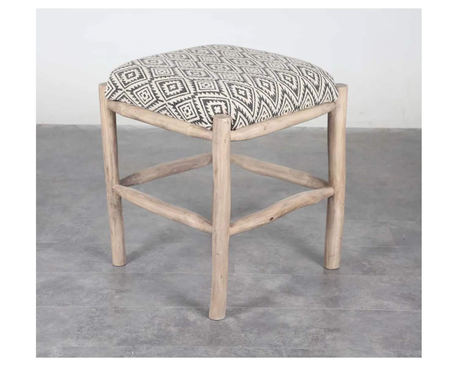 Meuble House Pouf carré en tissu "Clothaire"