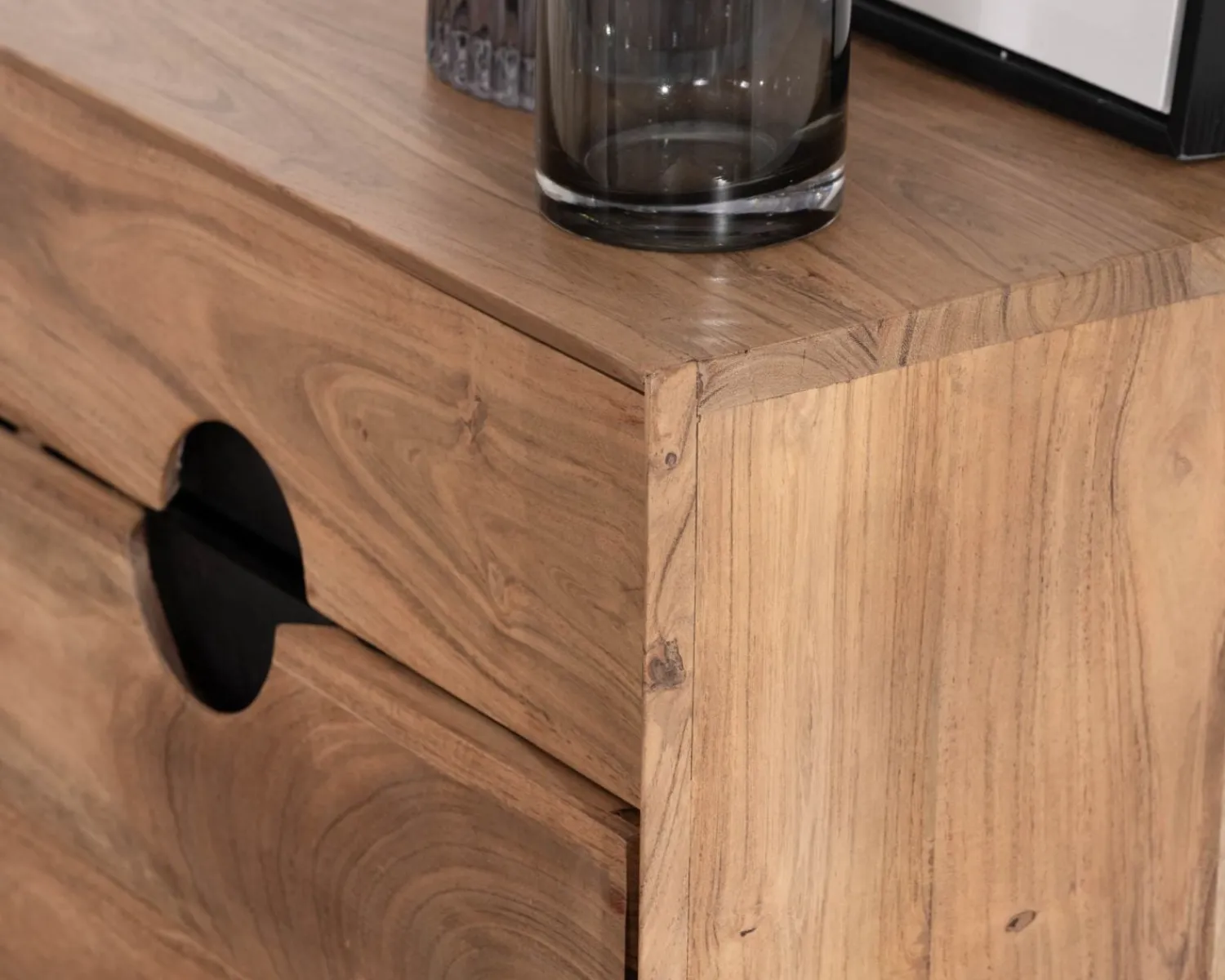 Meuble House Rangement vertical en acacia 6 tiroirs "Spot" Online