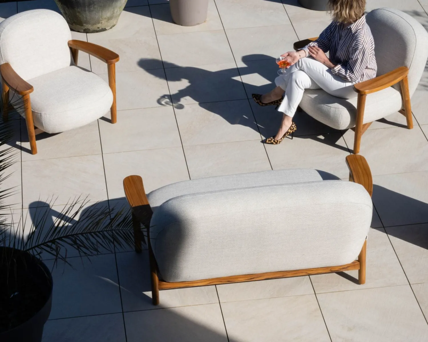 Meuble House Salon de jardin 3 pièces "Aristochair" en teck tissu d'extérieur blanc cassé Online