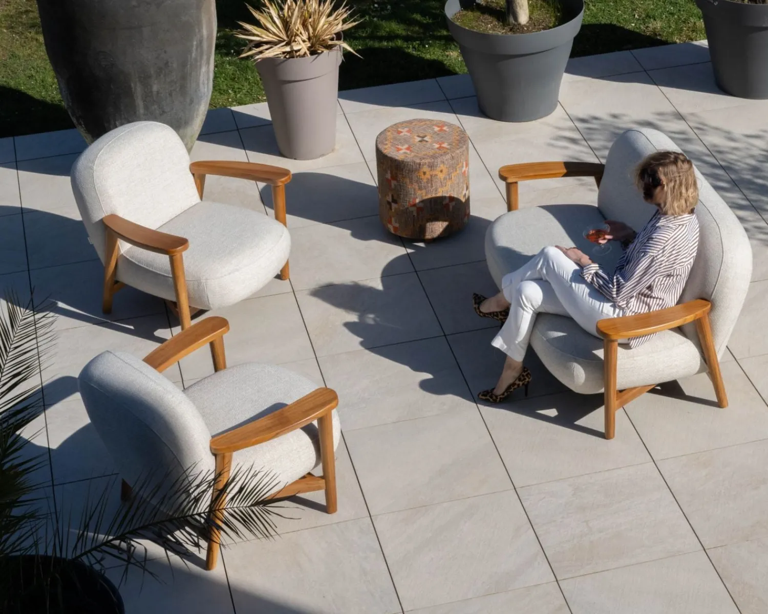 Meuble House Salon de jardin 3 pièces "Aristochair" en teck tissu d'extérieur blanc cassé Online