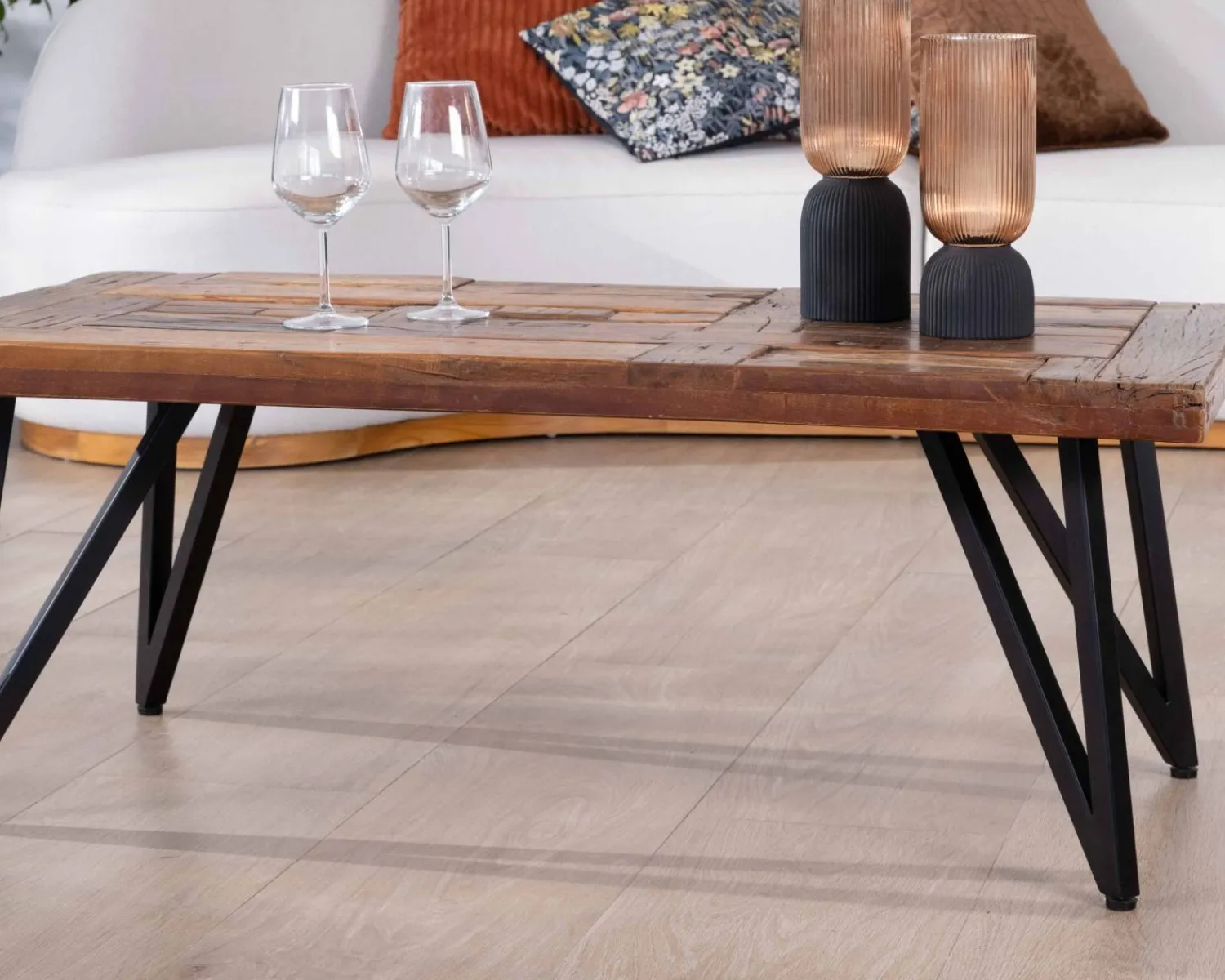 Meuble House Table basse 120cm en bois massif recyclé et pieds métal noir "Cidade" Discount