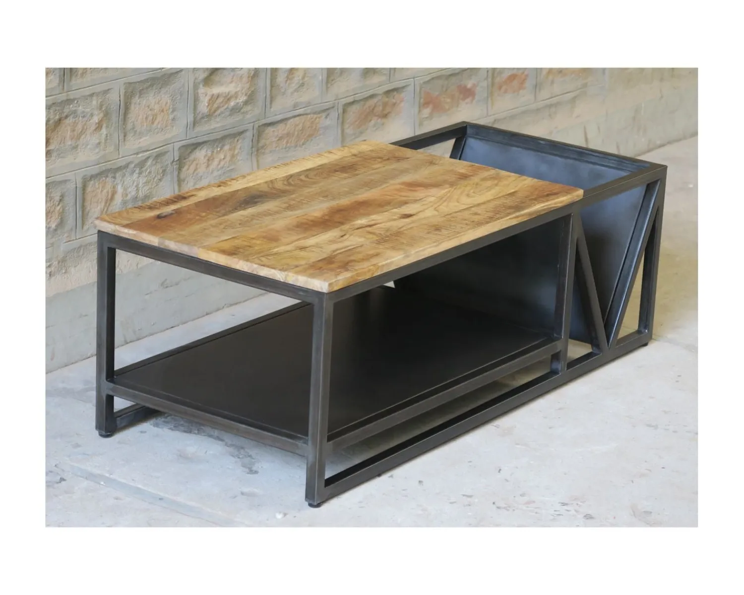 Meuble House Table basse design industriel en métal et bois massif "Caractère" New