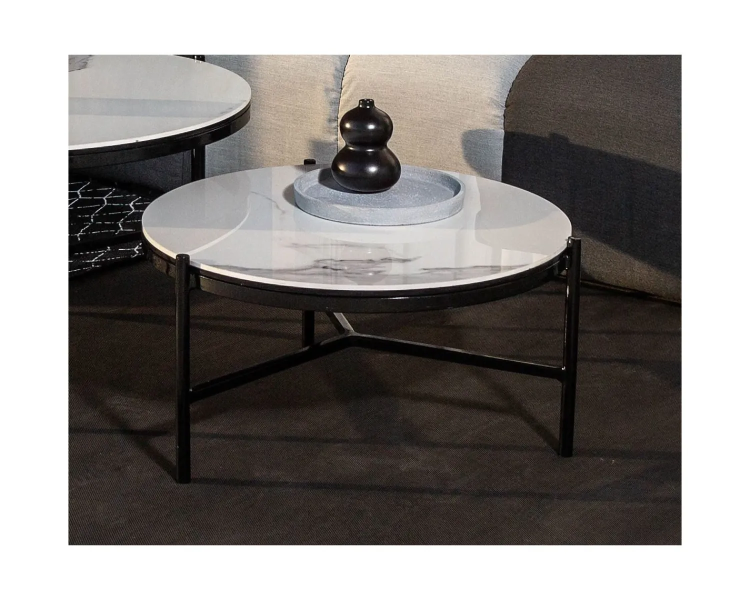 Meuble House Table basse en céramique et aluminium, diam.60 "Lazy Beach" Sale