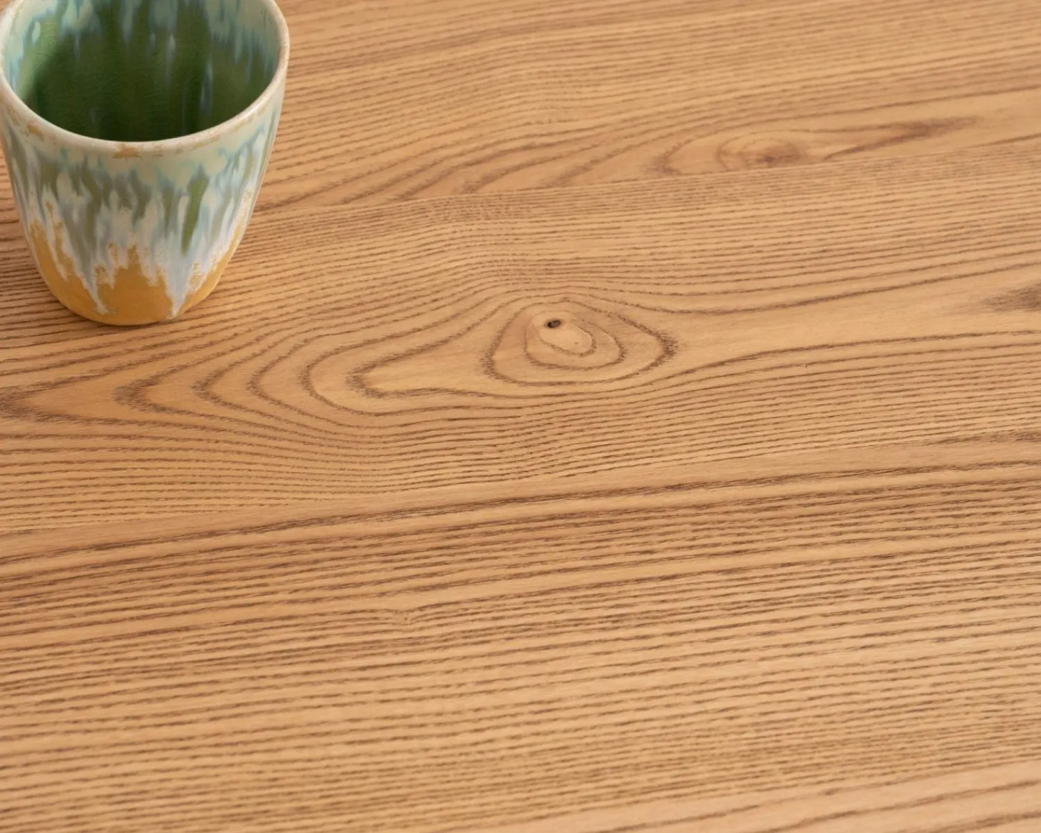Meuble House Table basse esprit newtro en bois massif naturel et noir "Sydney" avec portes coulissantes Discount