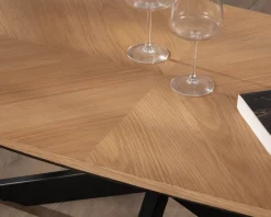 Meuble House Table basse plateau placage chêne clair pied étoile métal noir "Toledo" New