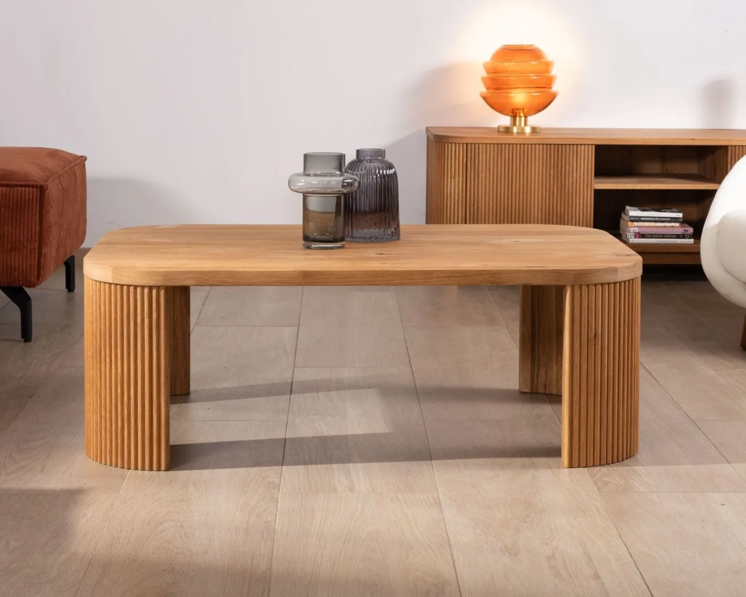 Meuble House Table basse épurée avec pieds cannelés style rétro en chêne huilé "Winton" Discount