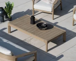 Meuble House Table basse spécial extérieur design épuré en teck finition naturelle sablée 