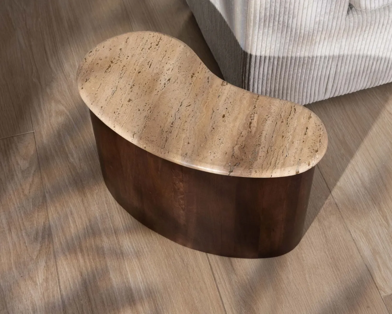 Meuble House Table d'appoint design en travertin et manguier "Archipel" forme naturelle New